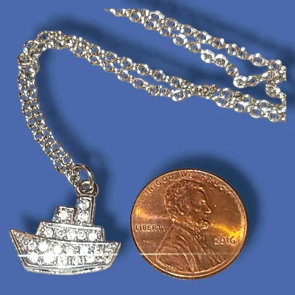 Dainty Silver Rhinestone Boat Charm Pendant Necklace‎ Nautical Cruise Ship Yacht - Picture 6 of 6